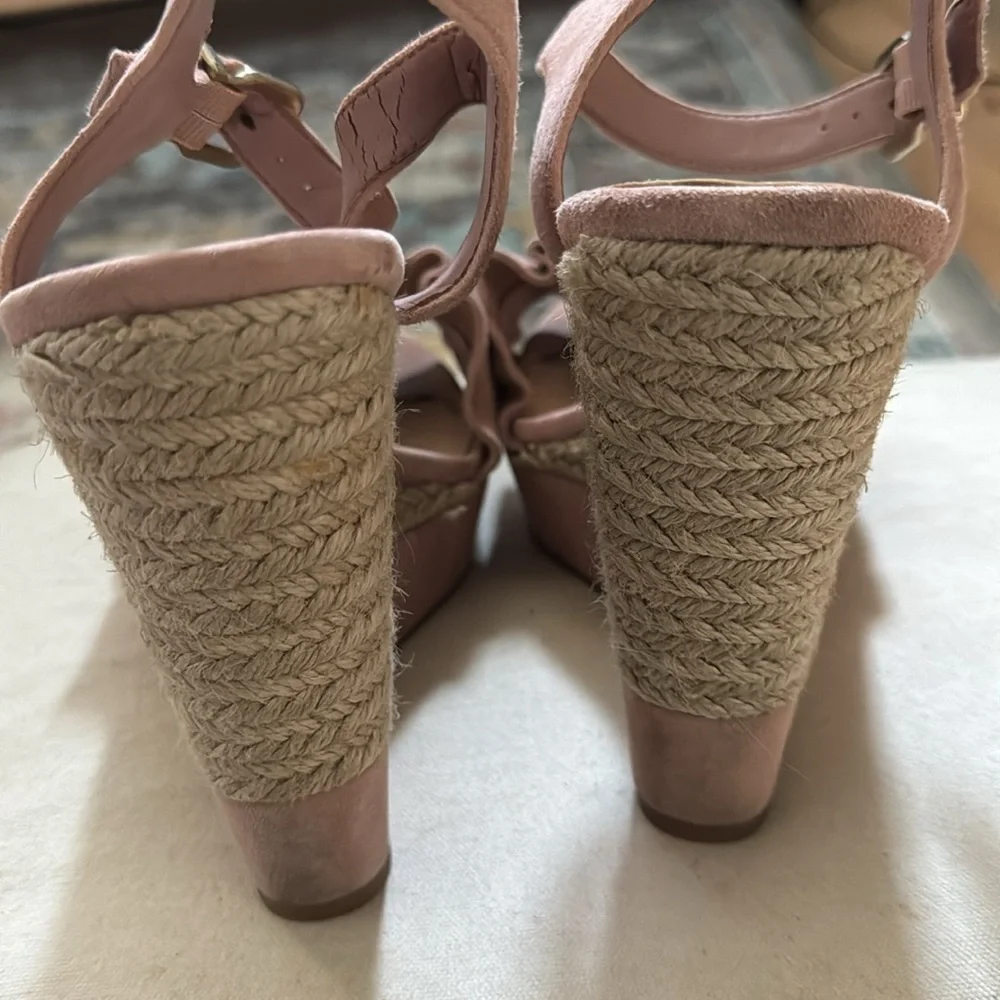 Gianni Bini pink suede espadrille platform‎ heels ruffle sandals Sz 10